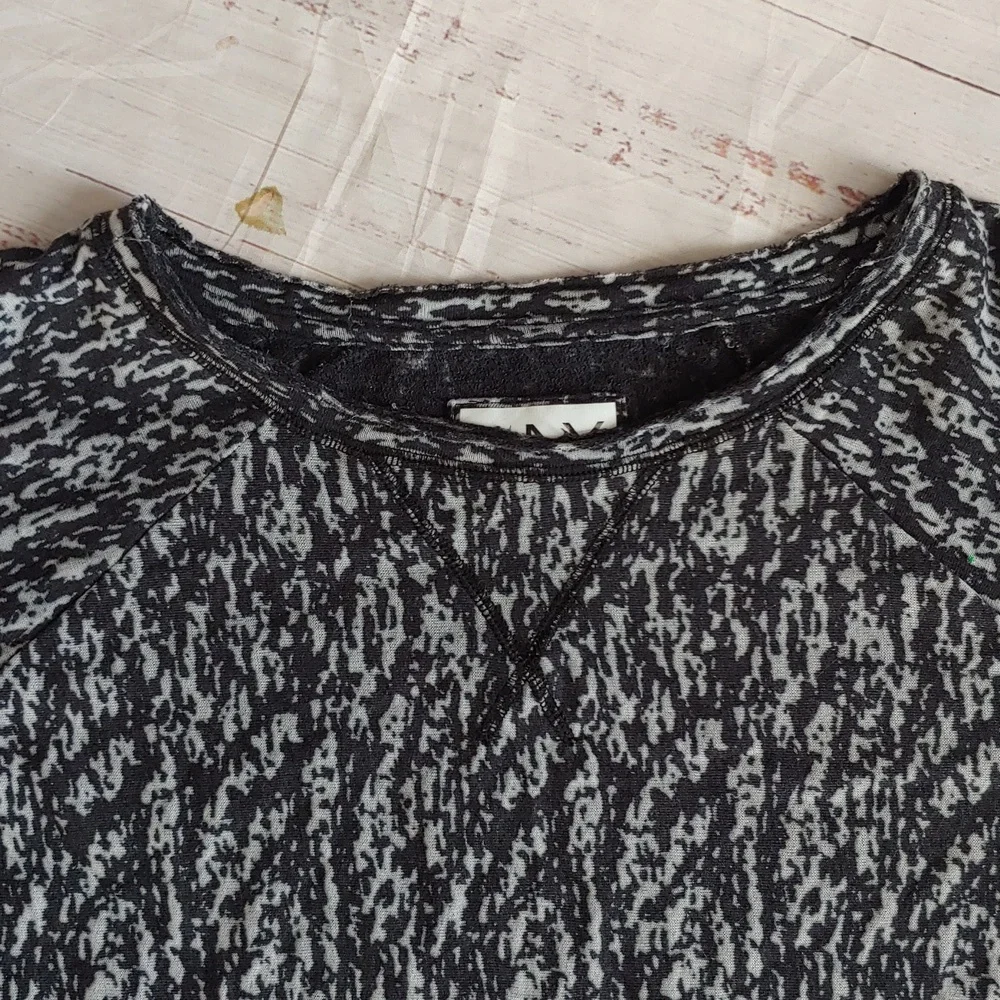 MARC NEW YORK MNY BURNOUT TOP - Picture 5 of 9